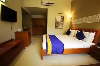 ホテル Oyo Premium Sector 14 Delhi Road グルガウン